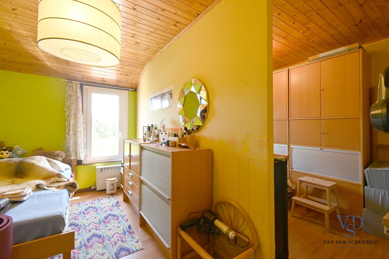 Halfopen woning in het groene Dikkelvenne 