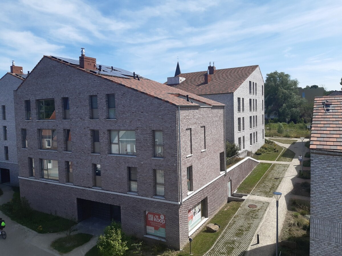 Energiezuinig appartement (met prachtig terras) in hartje Gavere. 