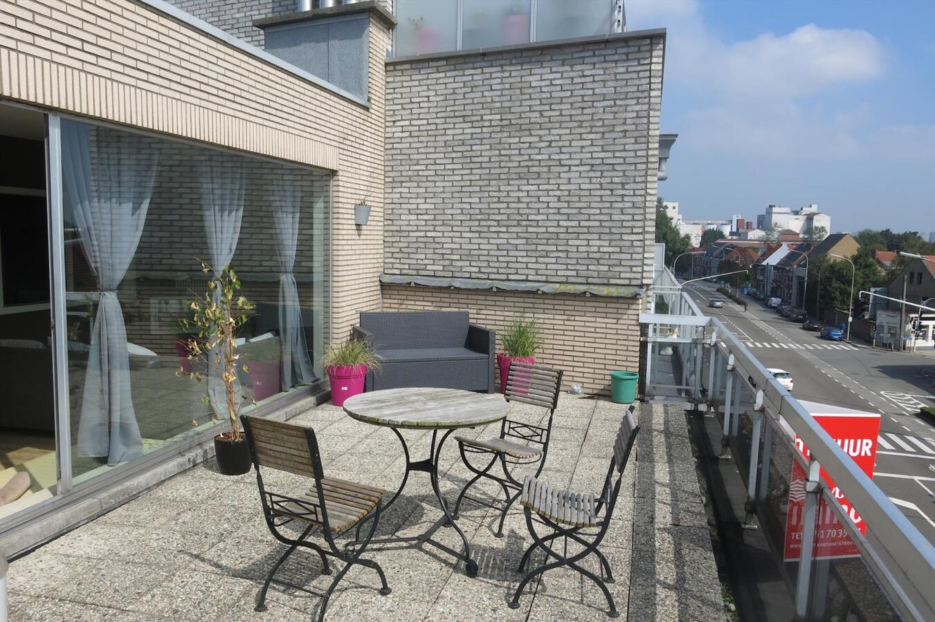 Zongericht appartement met 2 slaapkamers 