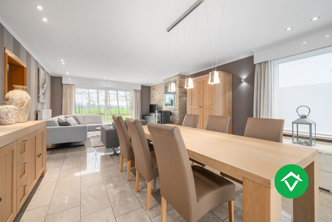 Alleenstaande woning met 4 slaapkamers te Ichtegem 