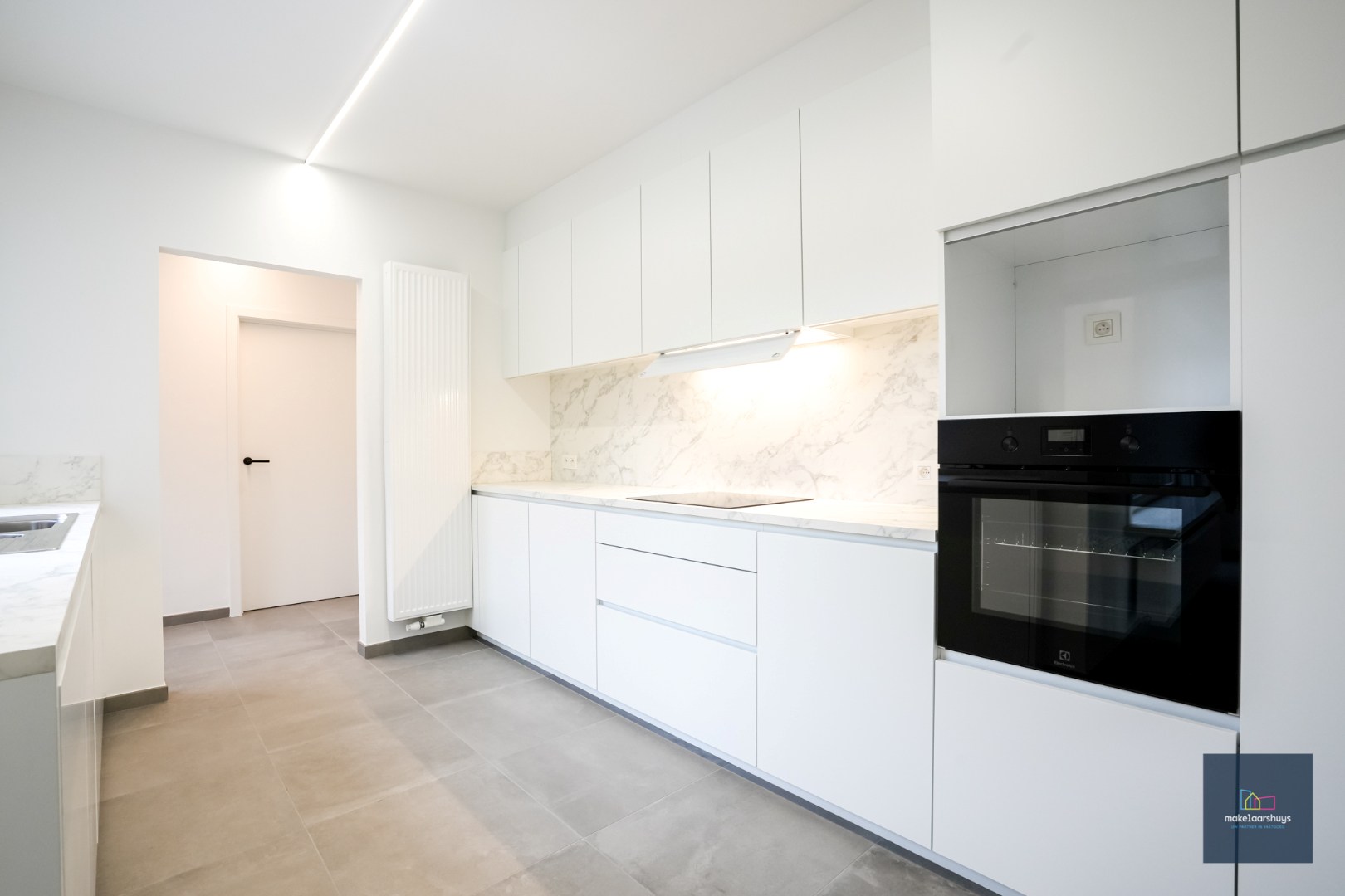 Instapklare eigendom met 3-slp.kamers garage en tuin 