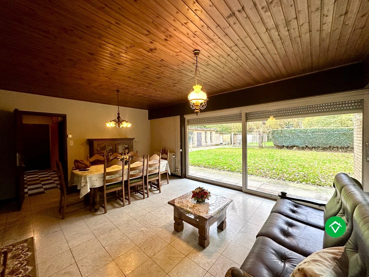 Ruime bungalow op 4140 m² met prachtige zichten en absolute rust in Torhout 