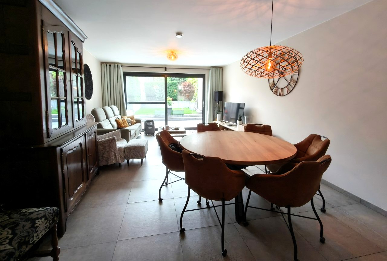 DUPLEX APPARTEMENT MET TUINTJE IN HET STADSCENTRUM 