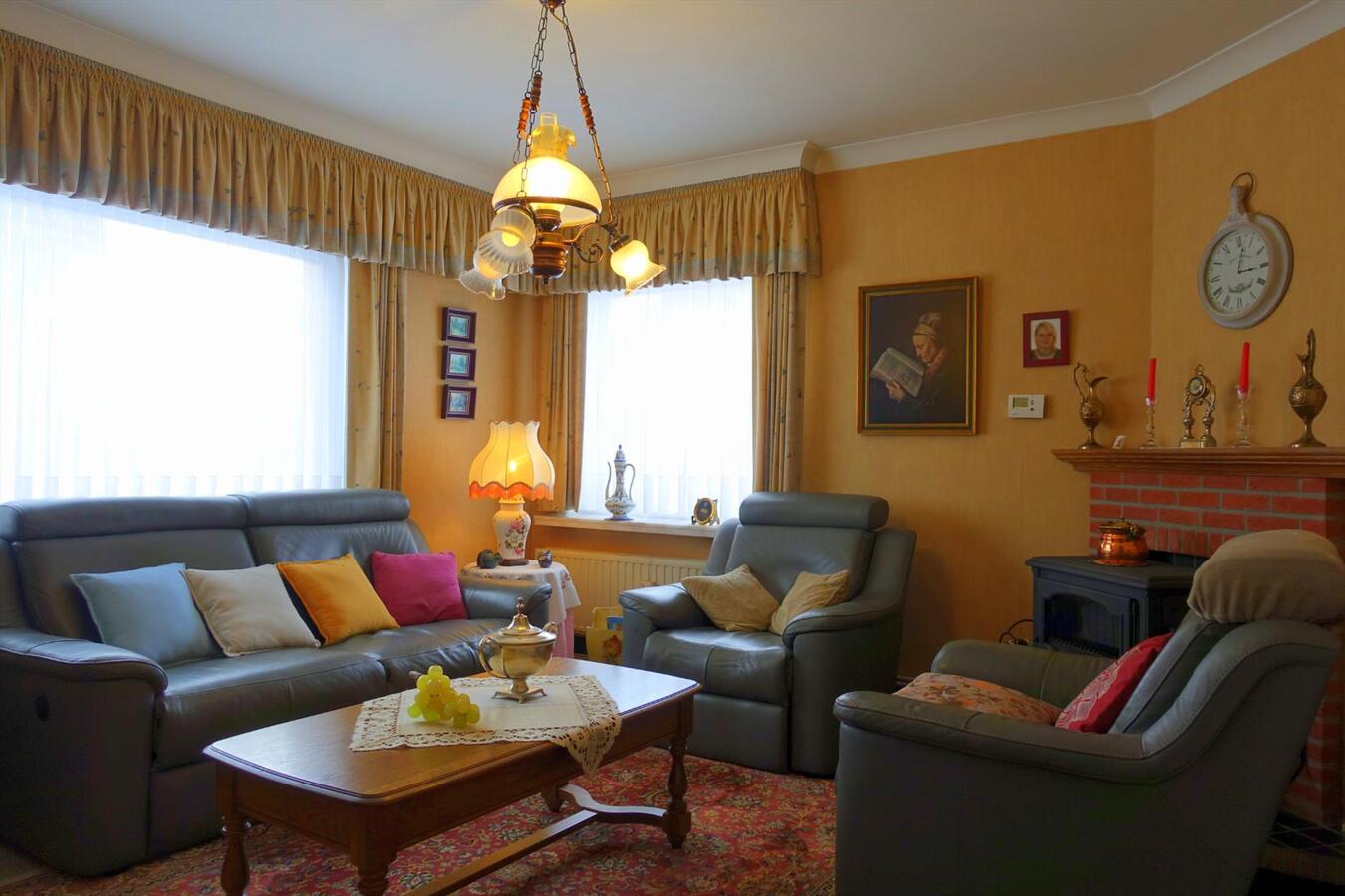 Goed gelegen woning met grote tuin 