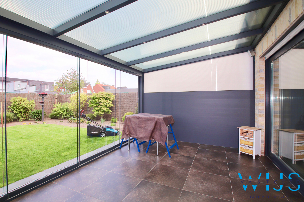 Prachtige instapklare bungalow te Waarschoot ! 