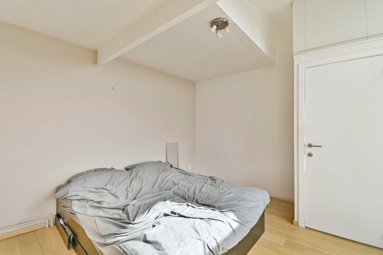 Duplex-appartement met twee ruime slaapkamers en een ruim en intiem terras 