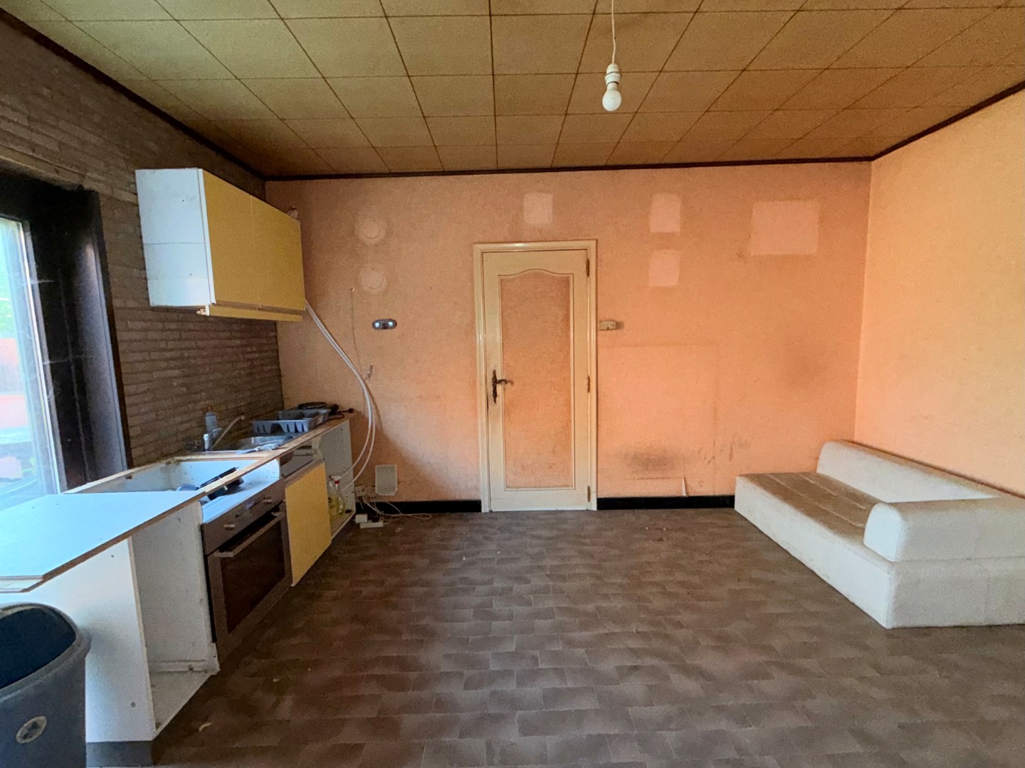 Ruim pand met omgevingsvergunning tot opsplitsing 