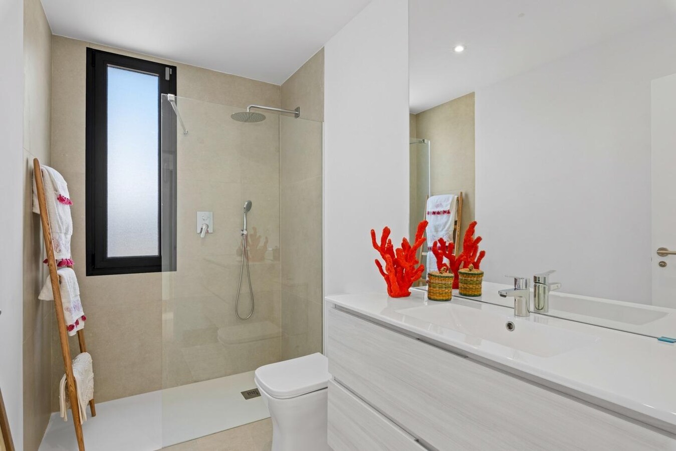 Villa gelegen nabij de stranden van  Mar De Cristal 