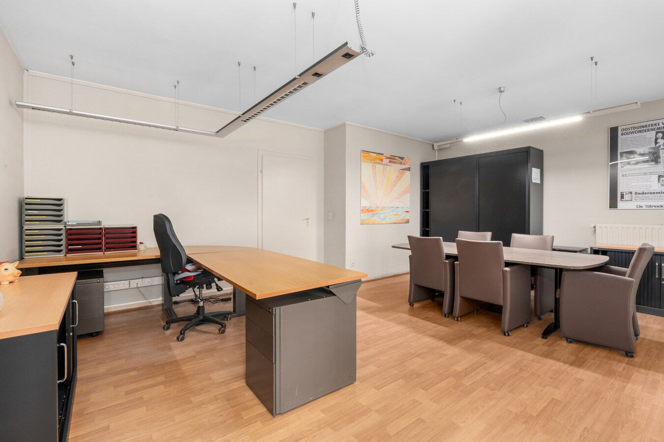 Immeuble commercial à Oostduinkerke - parfait pour bureau ou activité commerciale 