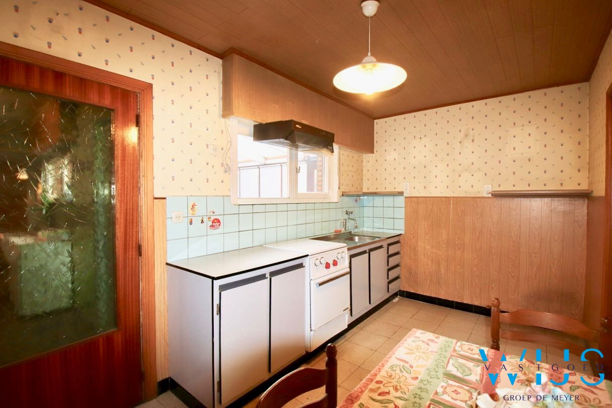 Te renoveren HOB op gegeerde locatie te ERTVELDE ! 