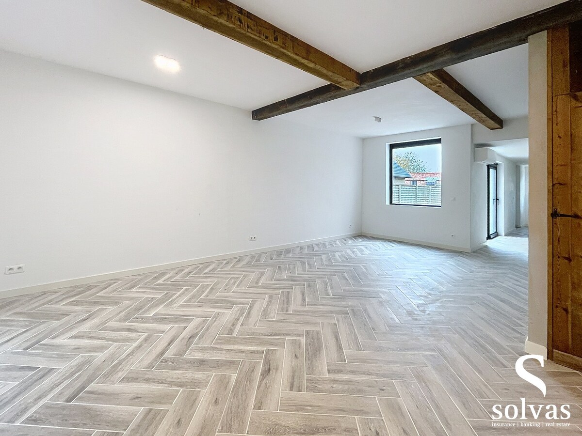 Top gerenoveerde woning met 3 slaapkamers, ruime tuin in prachtige natuur te Aalter EN uiterst energiezuinig. 