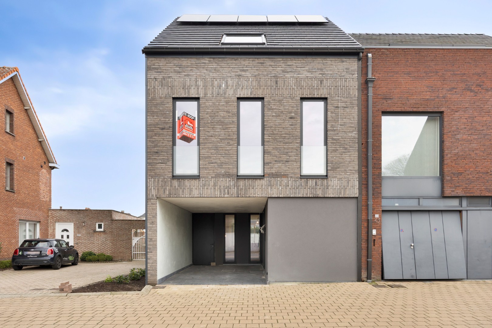 Energiezuinige nieuwbouwwoning met 5 slpk. en ruime stadstuin in het hart van Geel 
