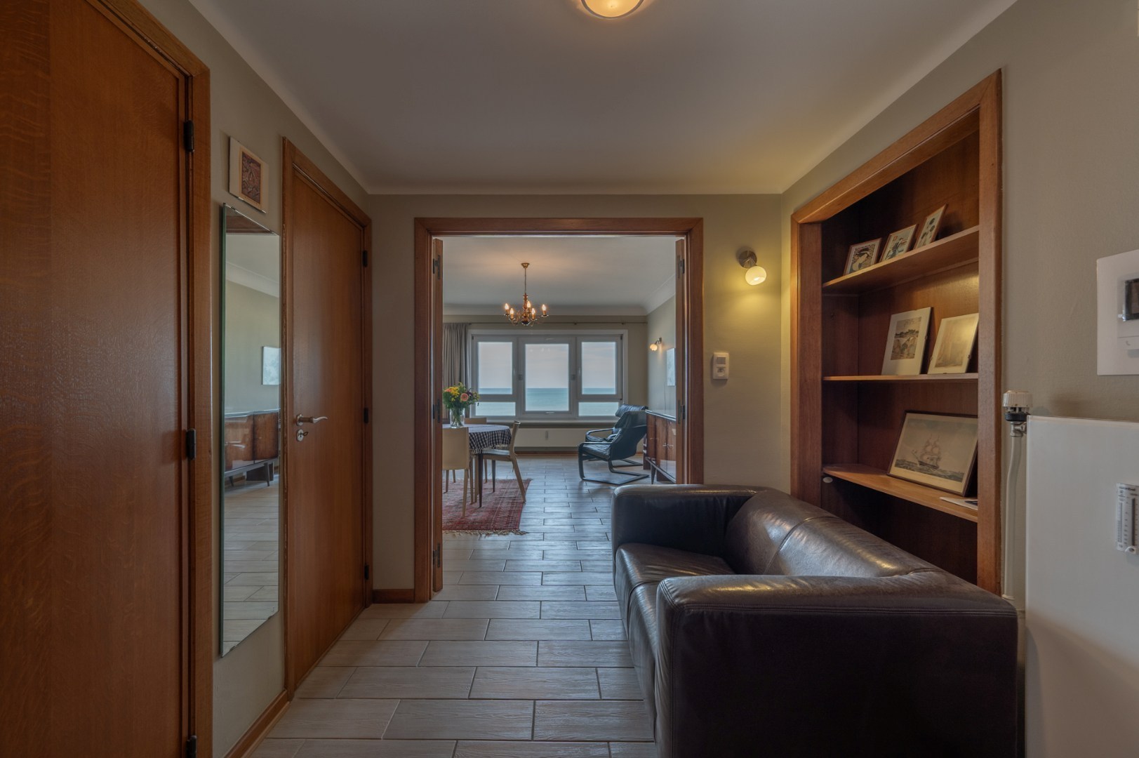 Centraal gelegen appartement met FRONTAAL ZEEZICHT 