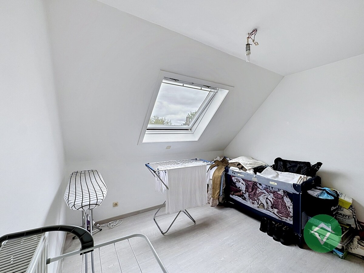 Instapklaar appartement met 4 slaapkamers en 2 badkamers in centrum Gistel 
