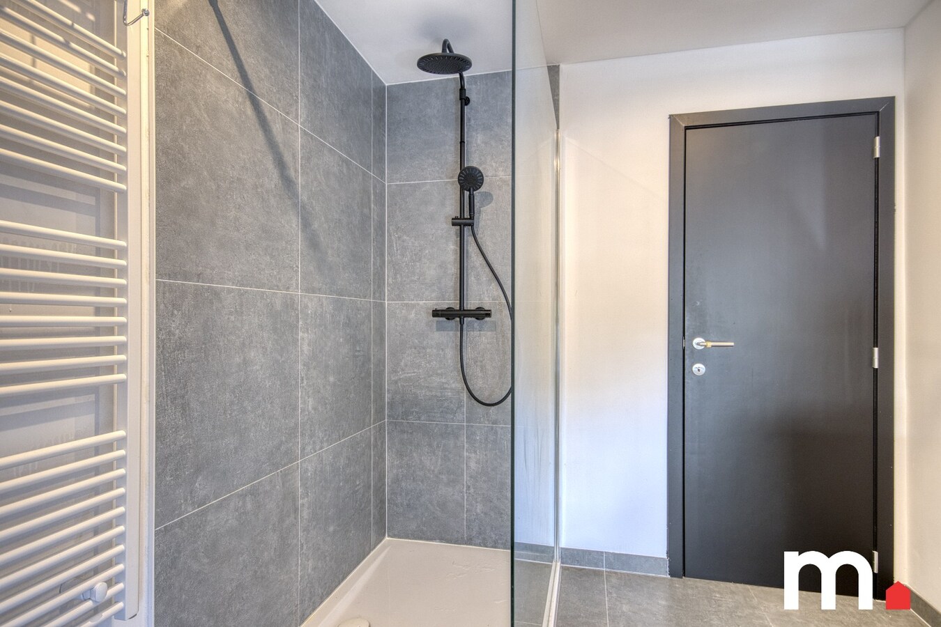 Top gerenoveerde rijwoning Roeselare ! 