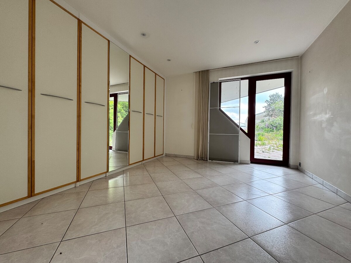 Handelspand met woonst te Ichtegem 