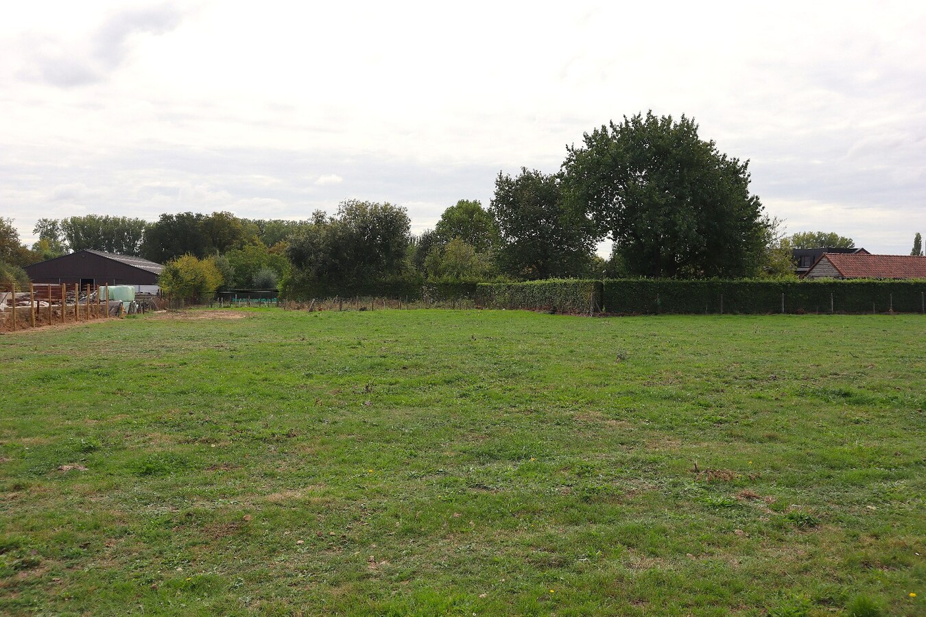 Mooi perceel voor HALF OPEN BEBOUWING te Boutersem 