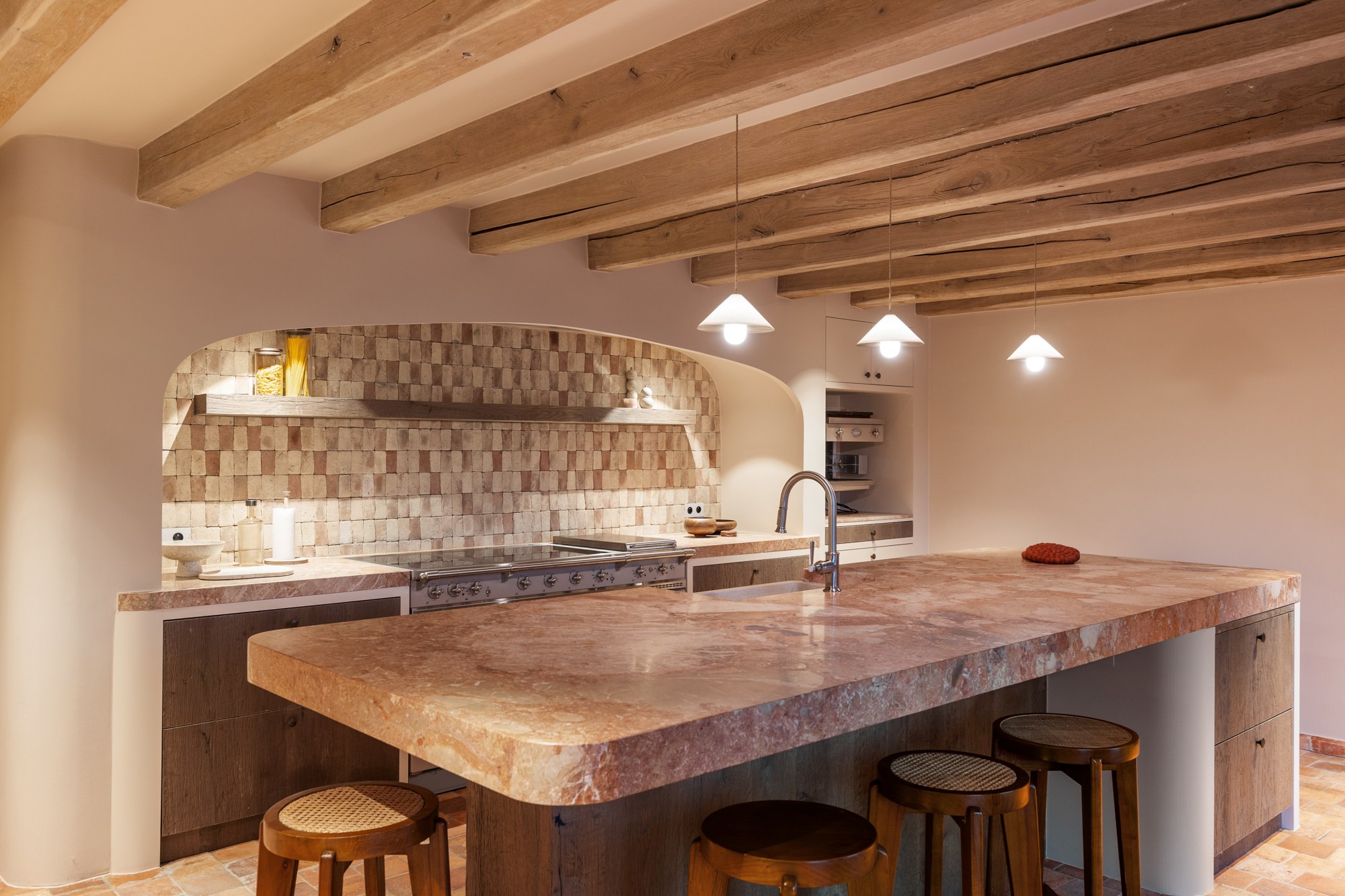 Authentiek gerenoveerde hoeve te Varsenare — een uitzonderlijk landelijke eigendom nabij Brugge 