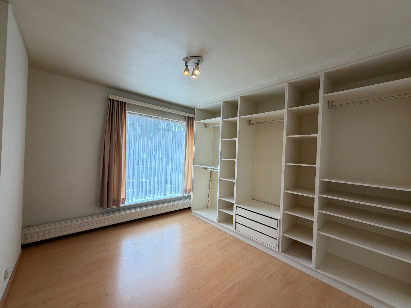 Gelijkvloers 2-slaapkamerappartement te huur Deinze 