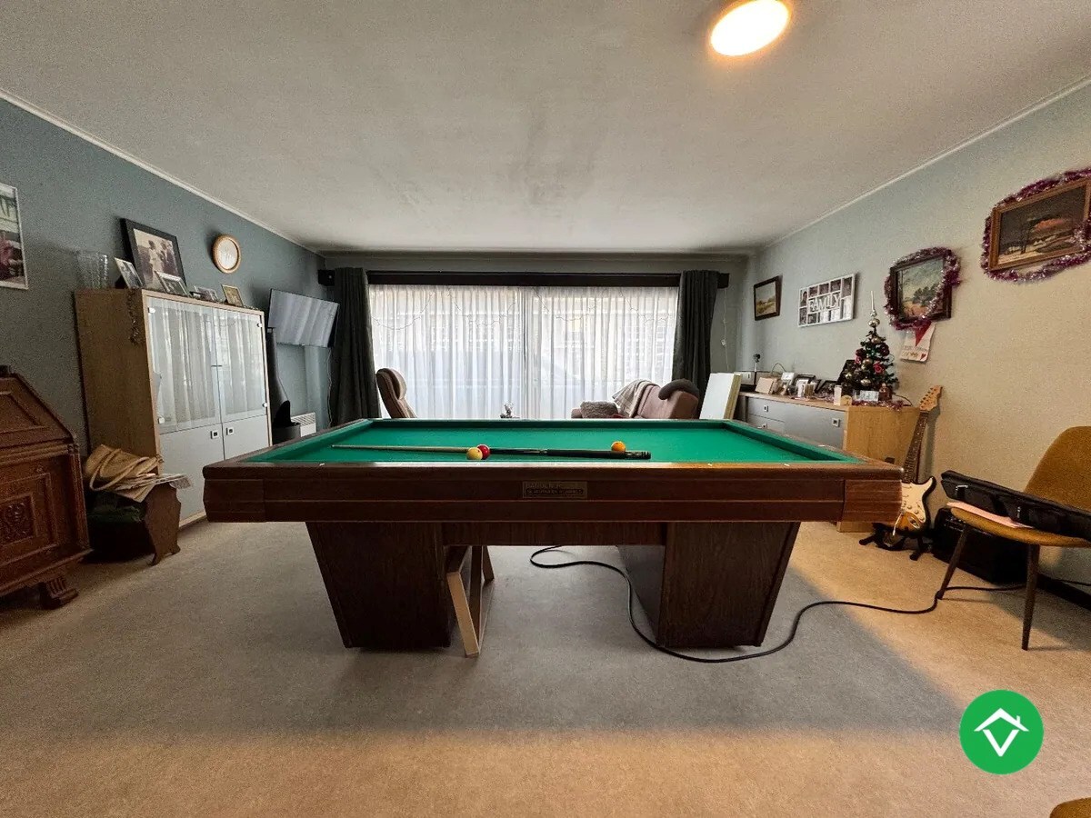 Appartement met 2 slaapkamers en garage in centrum Koekelare 