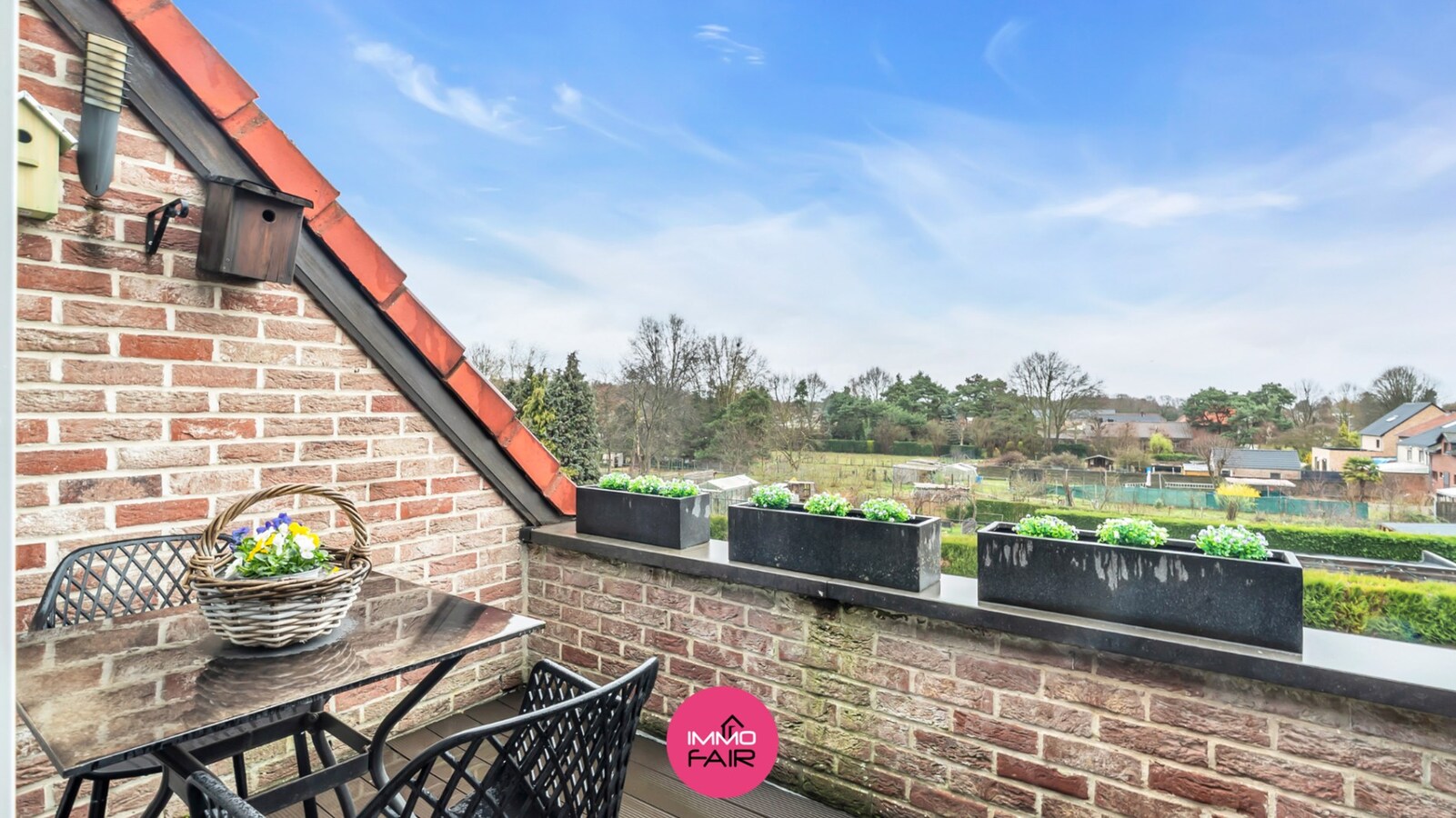 Ruim duplex appartement in kleinschalige residentie op toplocatie in Maasmechelen 