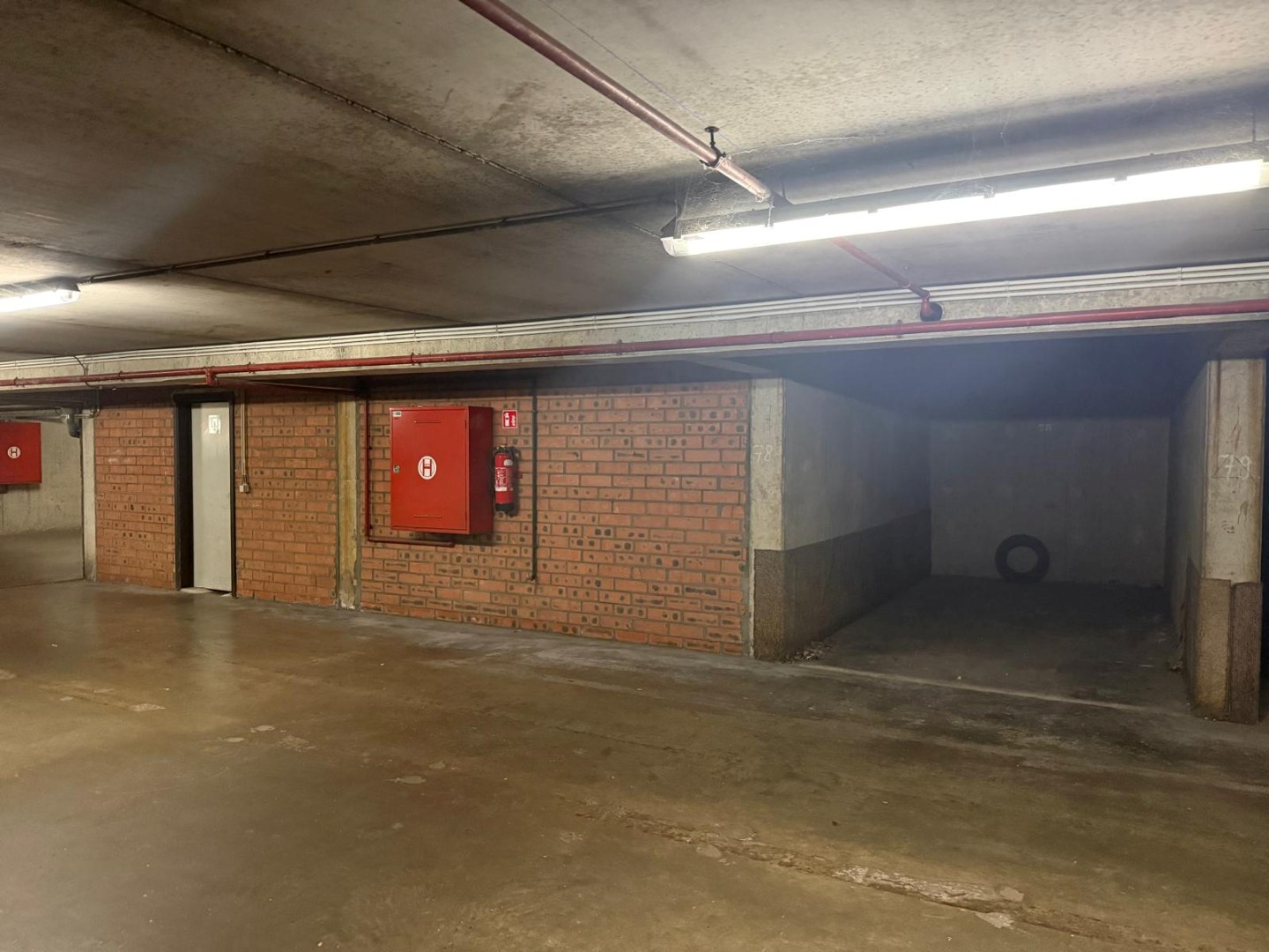 PARKING SOUTERRAIN PROCHE DE LA DIGUE 