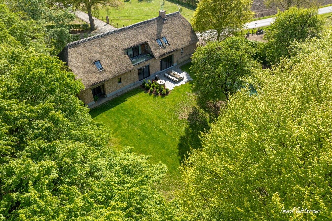 Rustig gelegen, luxueuze villa op ca. 1,5 ha te Herenthout BEZOEKMOMENT 6 JUNI 