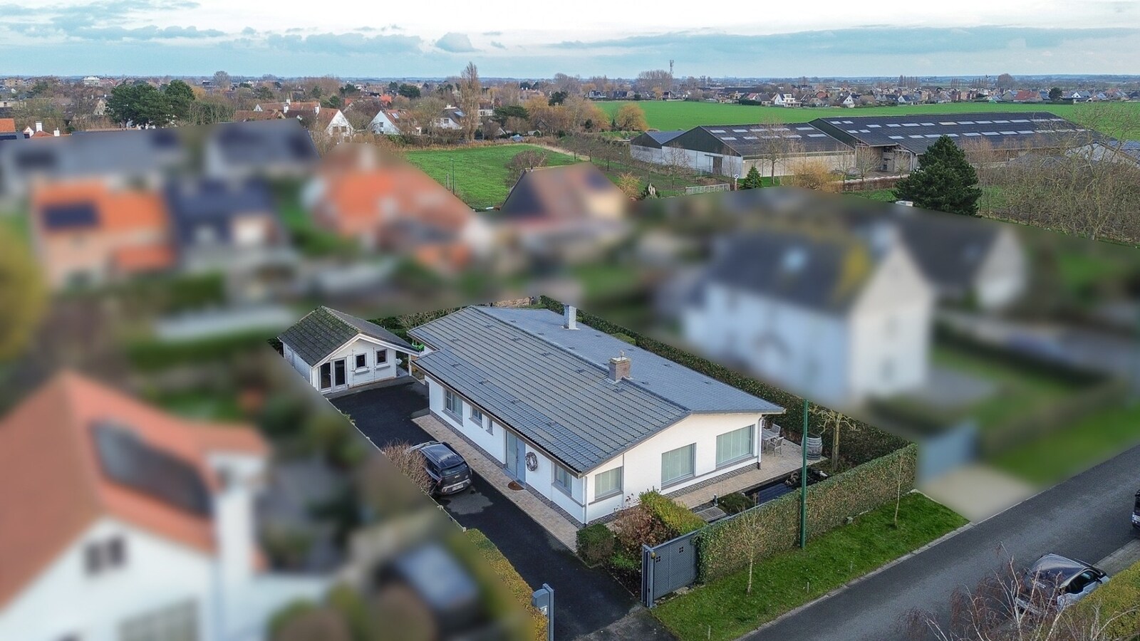 Te koop bungalow - De Haan