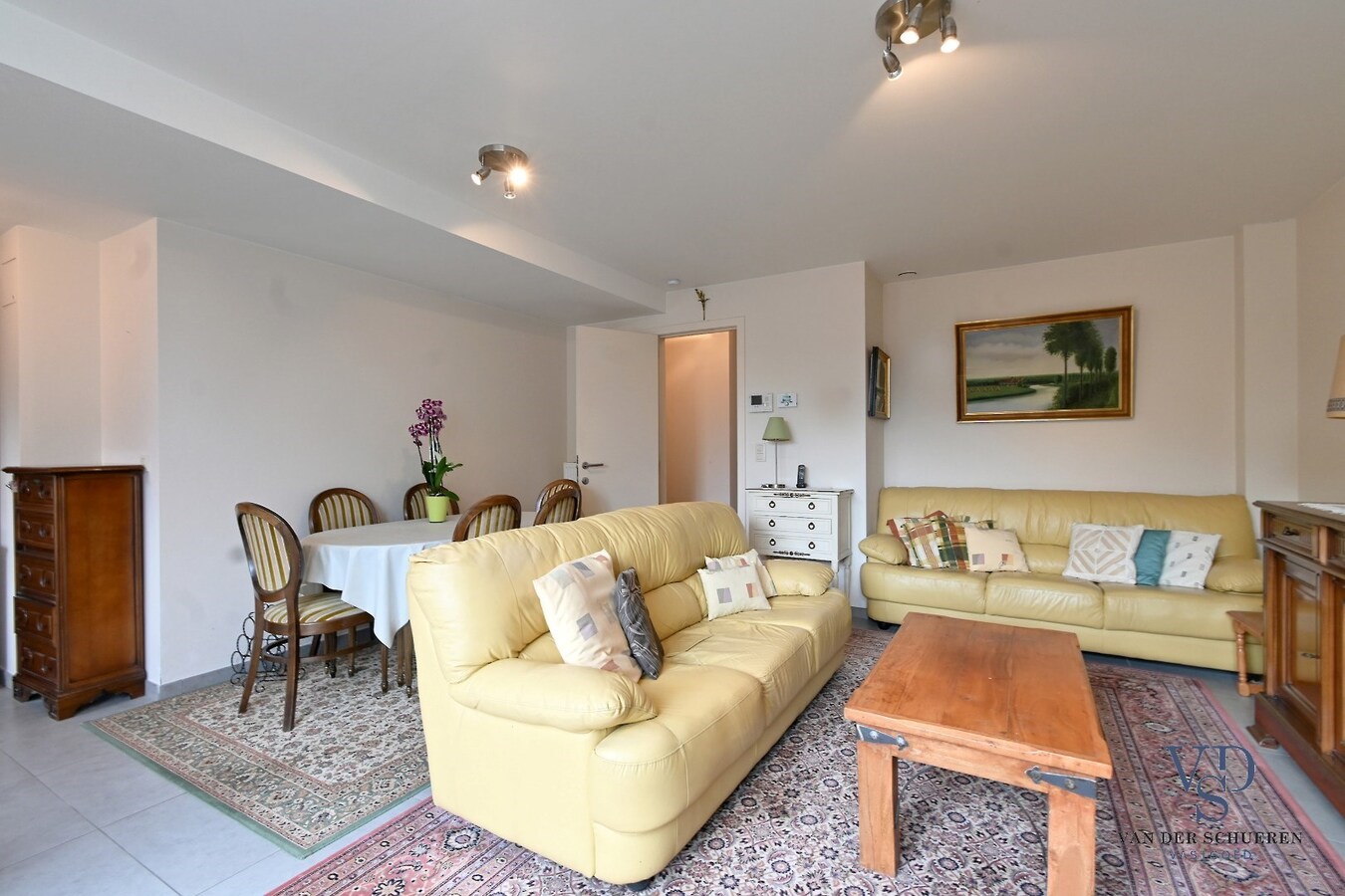 Aangenaam appartement in centrum Asper. 