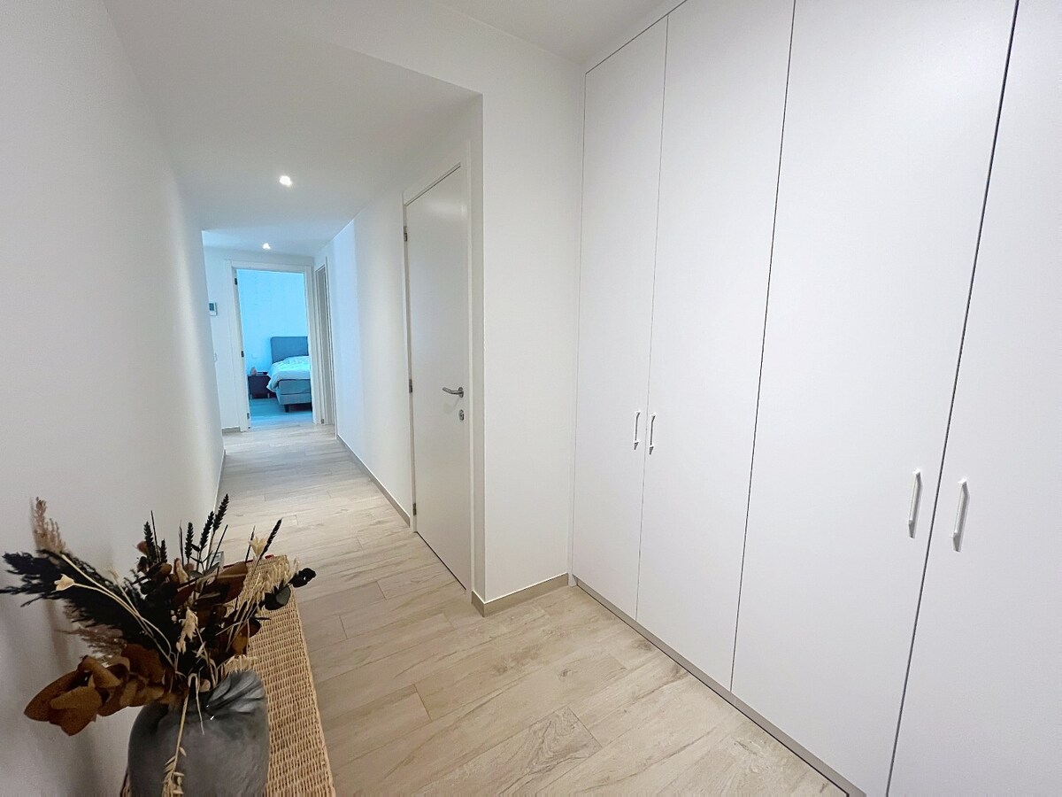 Topappartement 2-slaapkamer appartement met garage in hartje Aalter 