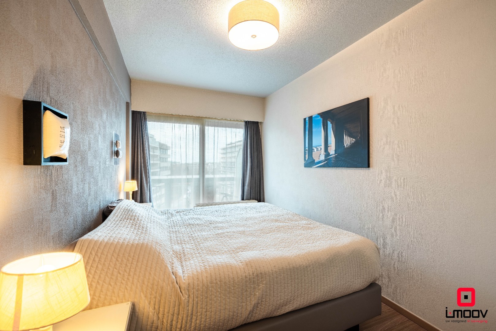 Ruim, lichtrijk hoekappartement met uniek havenzicht, topligging in hartje Oostende 