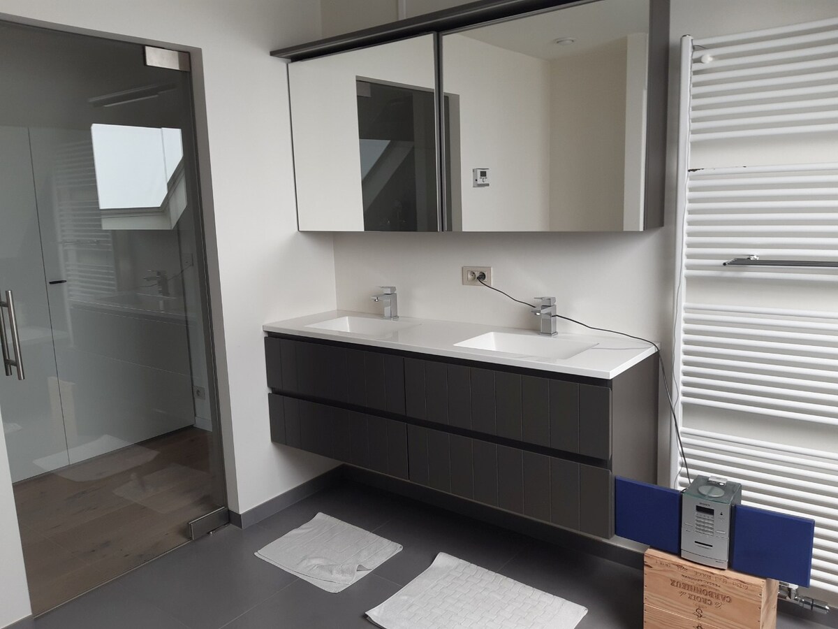 Energiezuinig wonen met weids uitzicht. 