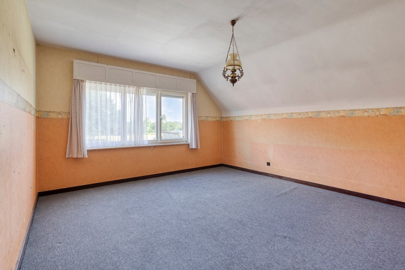 Vrijstaande woning op uitzonderlijk perceel van 16.135 m² te Duffel 