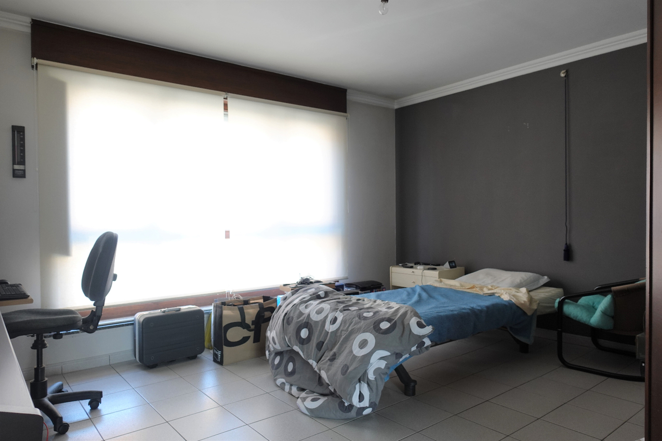 Eénslaapkamerappartement in een rustige buurt 