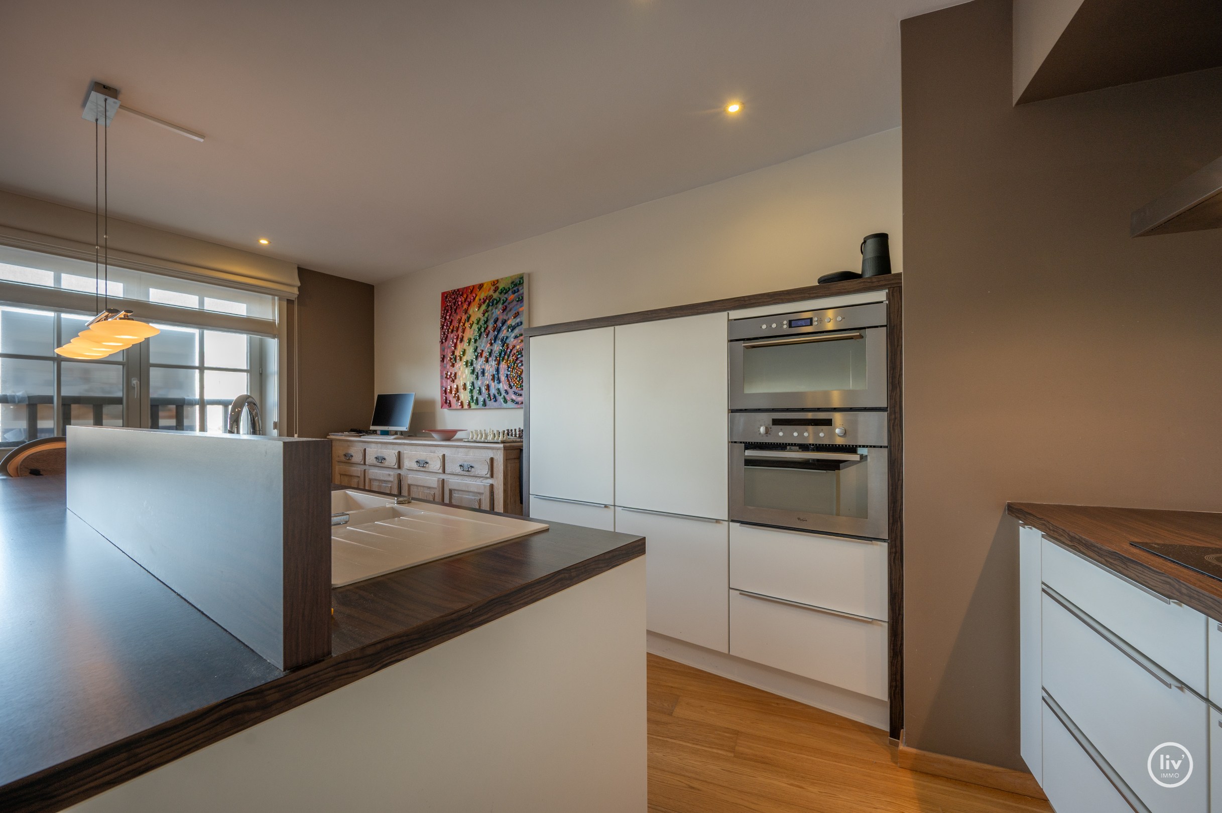 Verzorgd appartement op een topligging in de gegeerde Meerlaan te Knokke. 