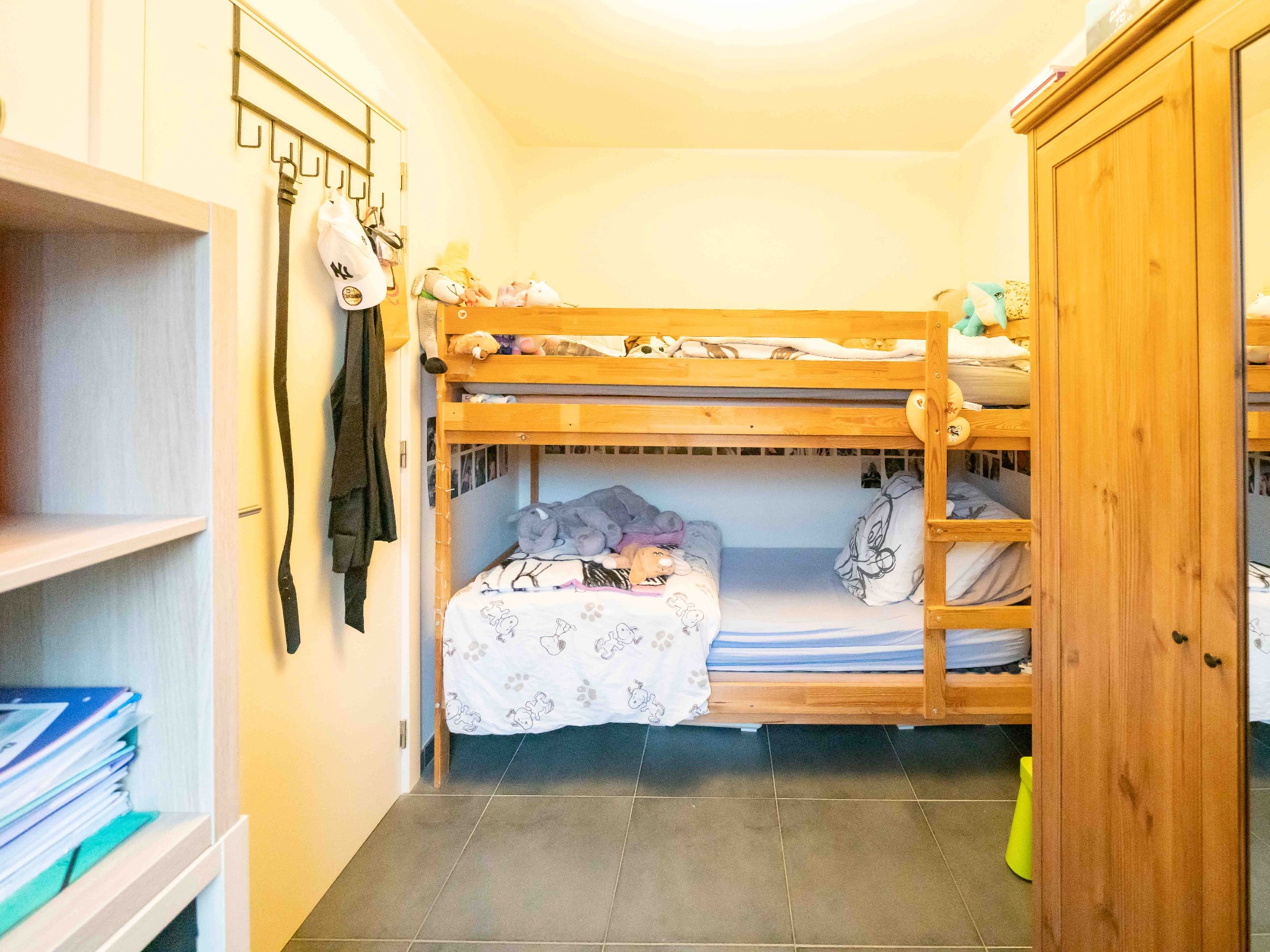 2-kamer appartement met tuin en autostaanplaats 