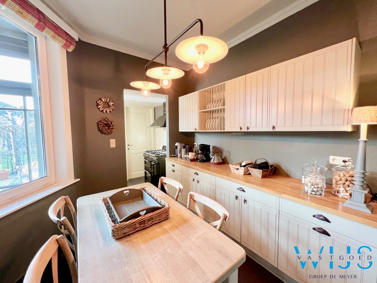 Prachtige gezinswoning op een rustige locatie ! 