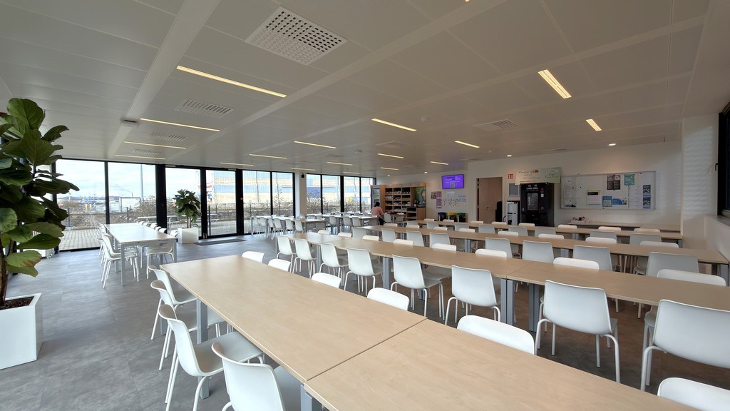 Duurzame kantoren te huur in industriezone te Hoboken