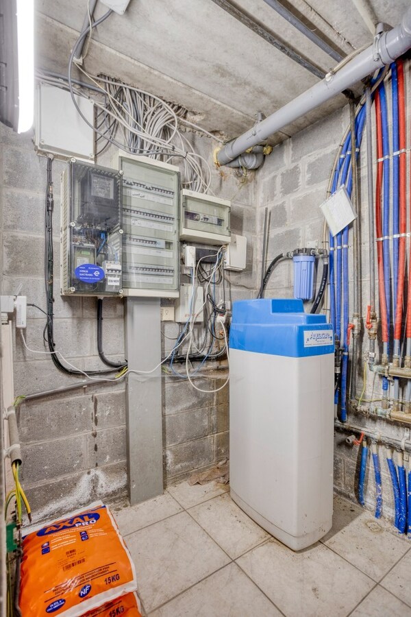 Stijlvolle villa met tuin en dubbele garage te Tienen 