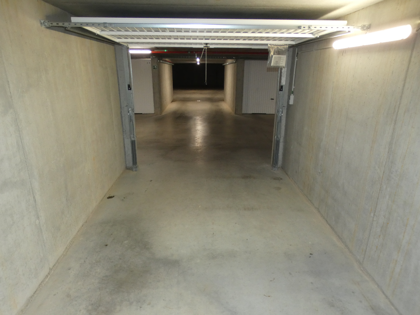 Prachtig appartement (89 m²) met 2 slpk, groot terras (en garage), Torhout 