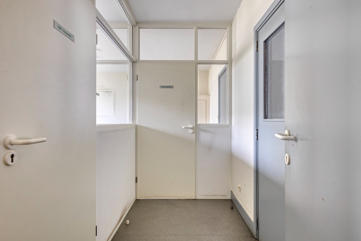 Multifunctioneel gebouw in het centrum van Merchtem. 