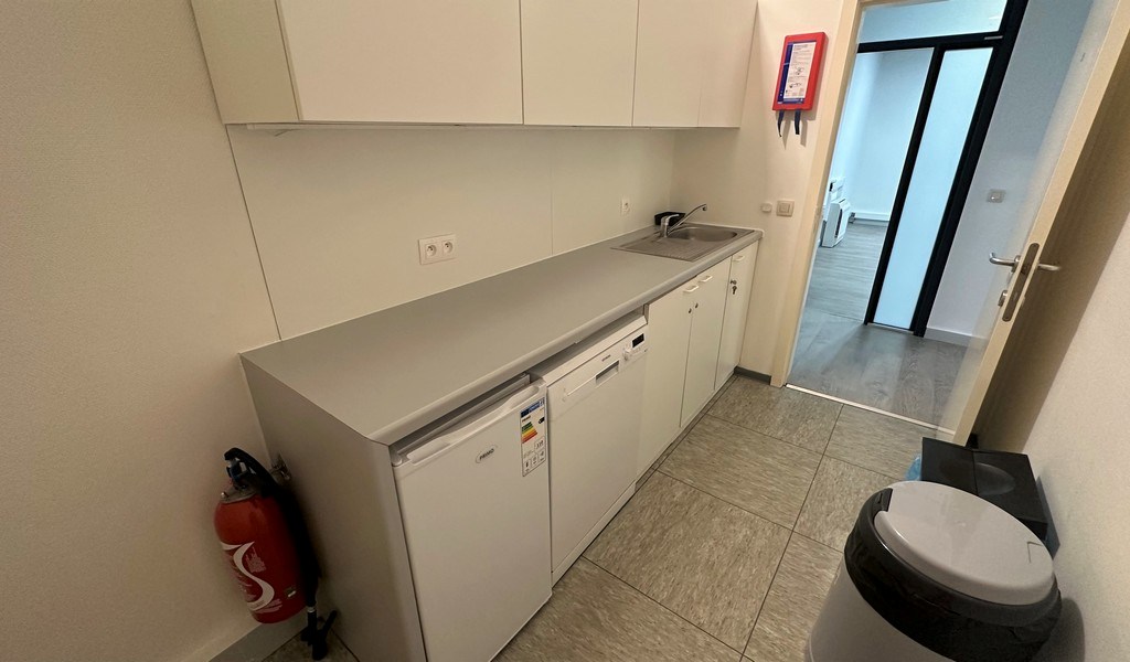 Kantoren te huur aan klaverblad in Gent