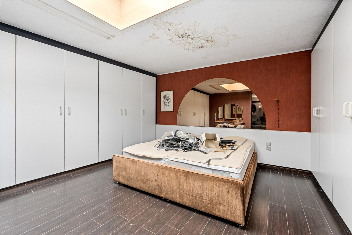 Veelzijdige bedrijfssite (4.082 m²) met 850 m² magazijn 
