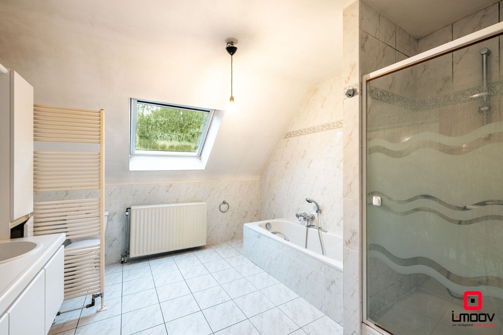 Vrijstaande woning met 4 slaapkamers, tuin en gunstig EPC-label B nabij Gent 