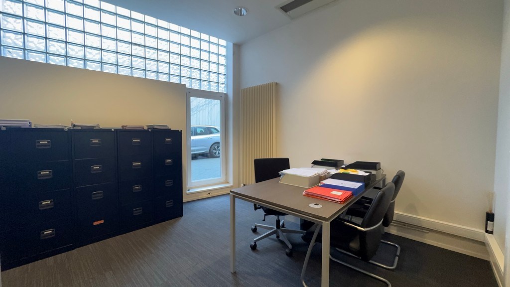 Commercieel kantoor te huur in centrum Gent