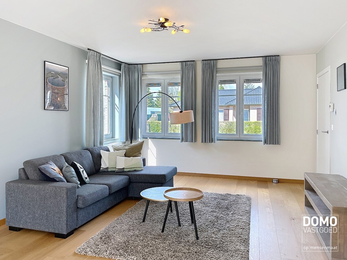 PRACHTIGE WONING MET 3 SLAAPKAMERS EN ZUIDGERICHTE TUIN 