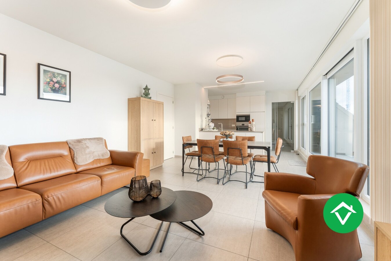 Instapklaar appartement met 2 slaapkamers en volledig ingerichte zolder te Koekelare 