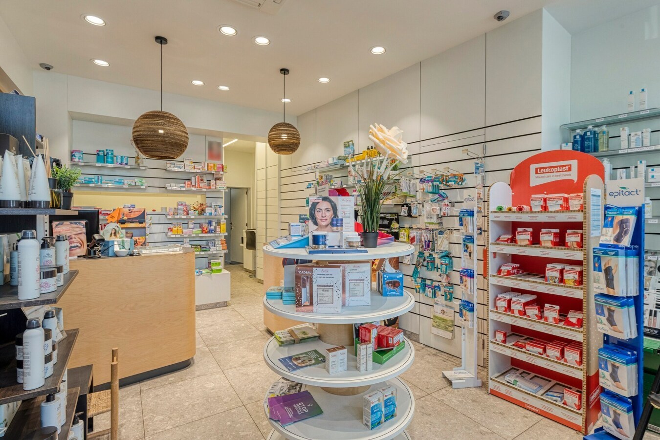 DE MARKT van Oudenaarde: apotheek woning met licentie 