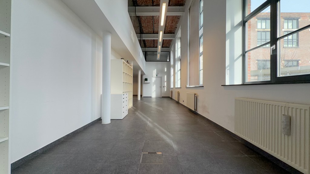 Hippe loftkantoren te huur in Lousbergpark in Gent