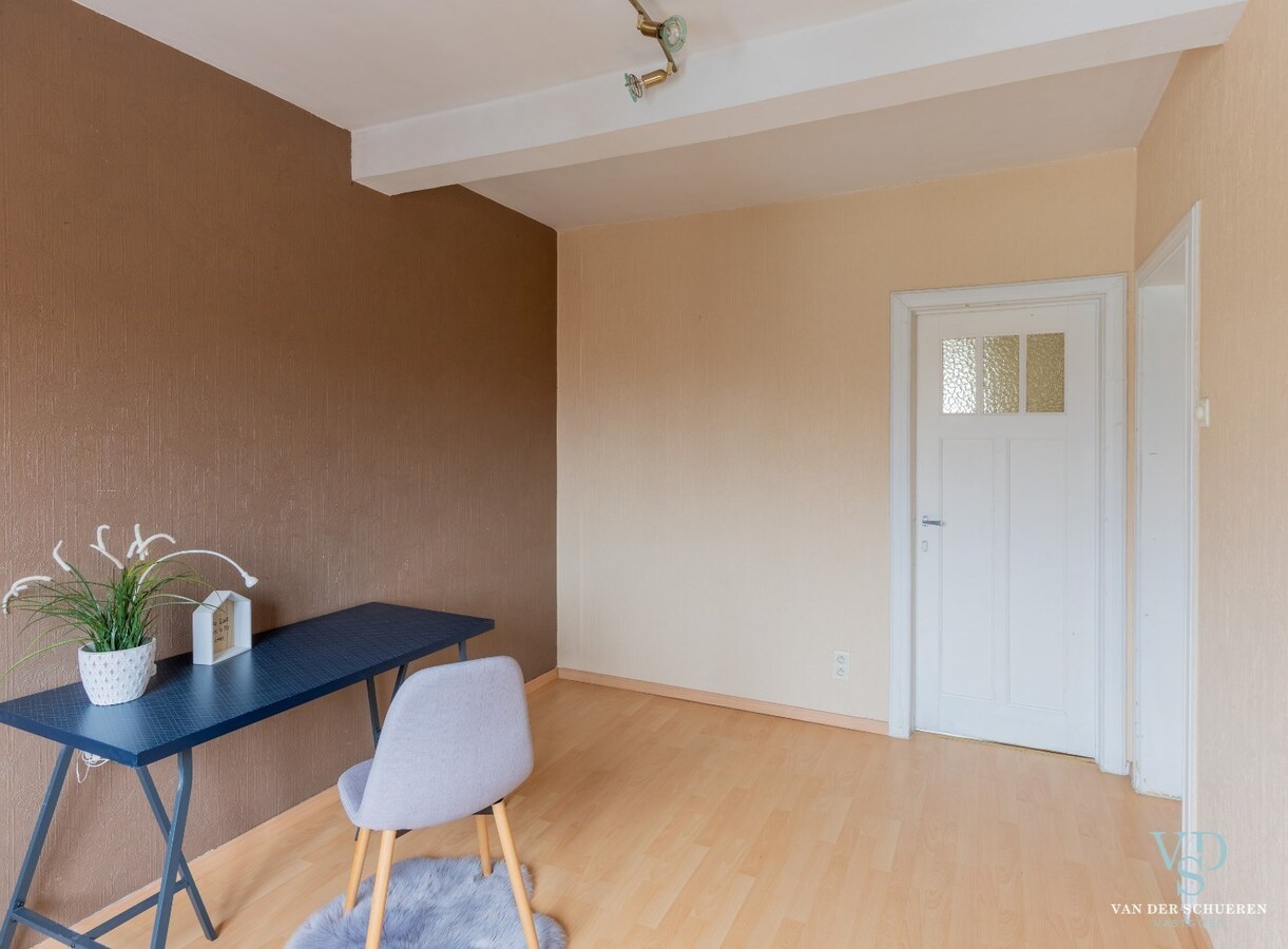 Ruime, gezellige woning met garage én atelier. 